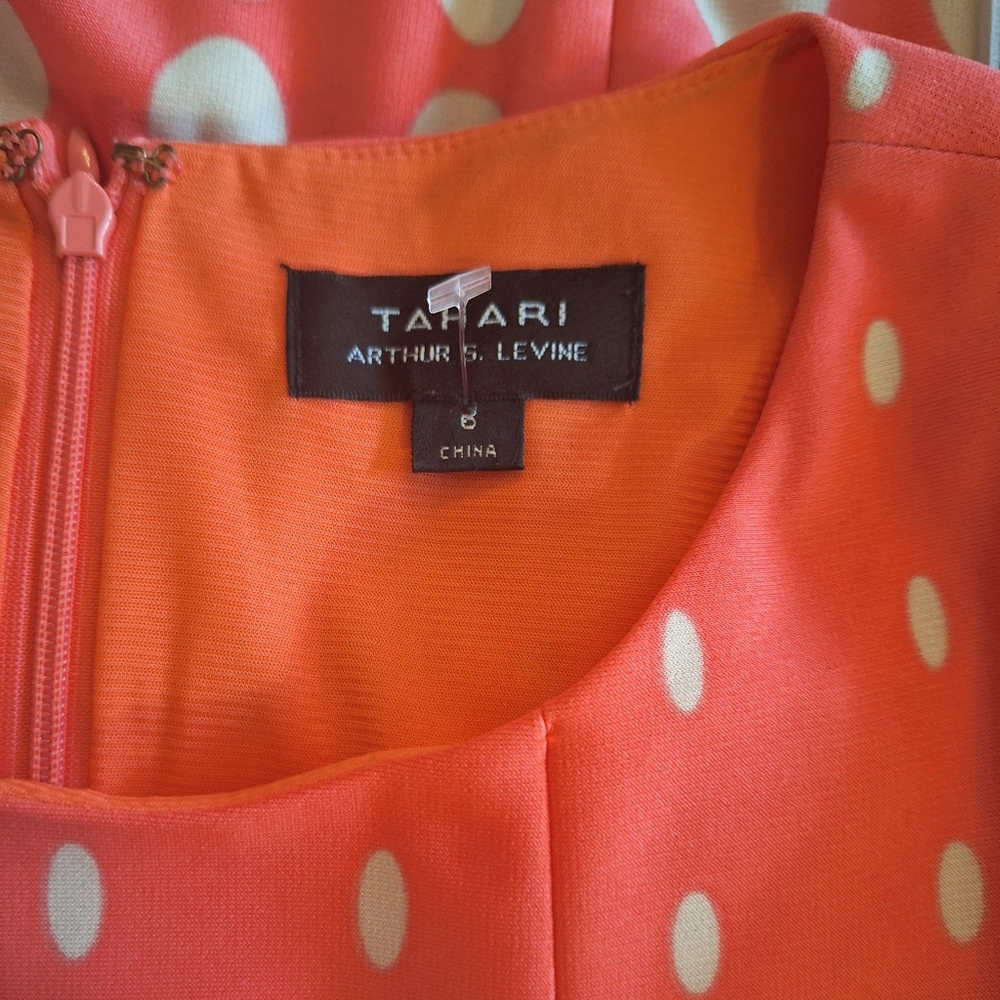 Tahari polka dot pleated fit and flare dress sz 8 *M - Picture 4 of 5